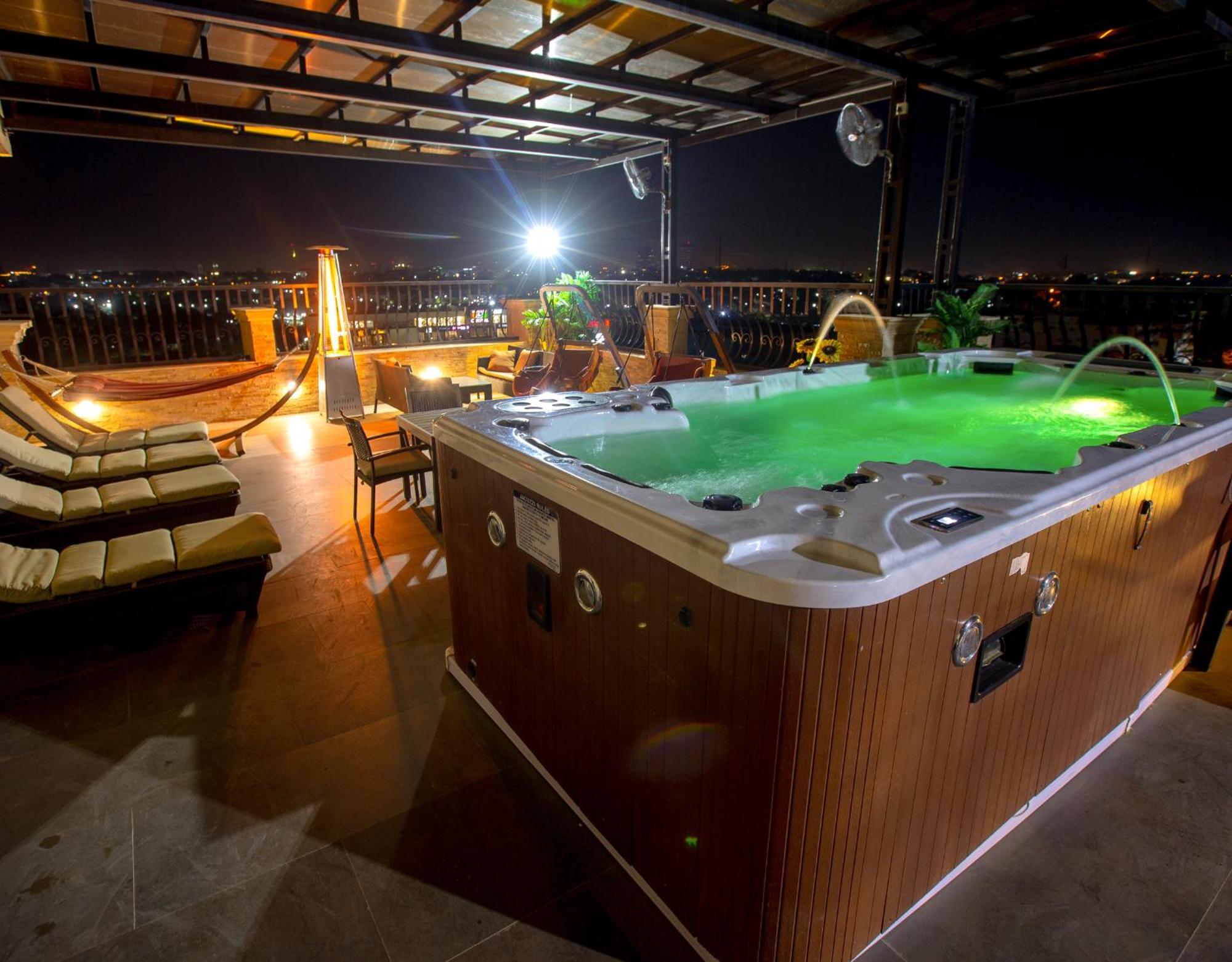 Johnwood Hotel By Bolton Abuja Ngoại thất bức ảnh