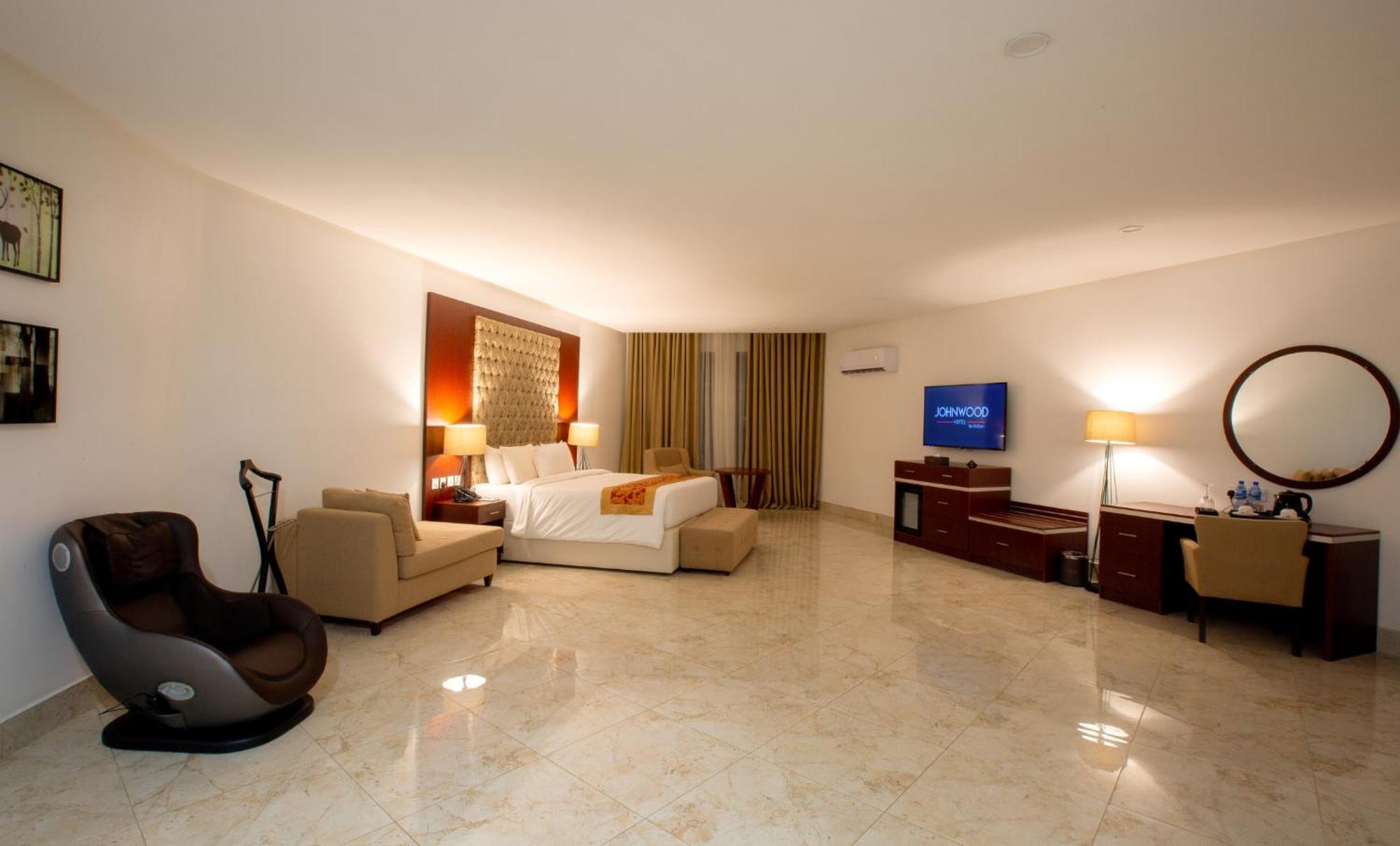 Johnwood Hotel By Bolton Abuja Ngoại thất bức ảnh