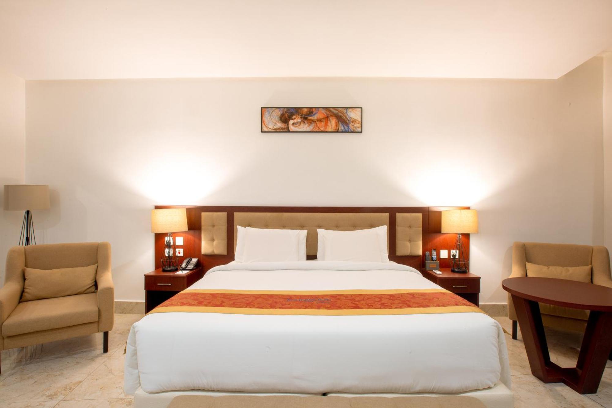 Johnwood Hotel By Bolton Abuja Ngoại thất bức ảnh