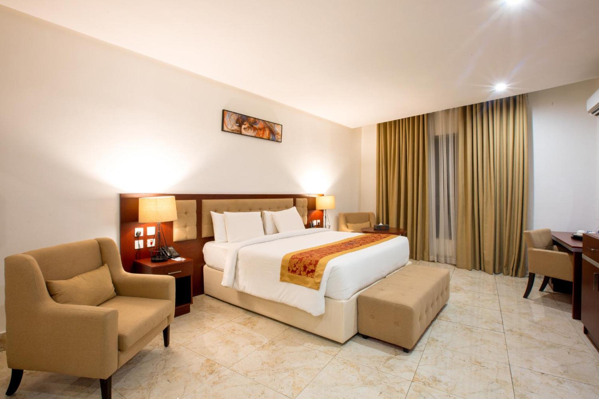 Johnwood Hotel By Bolton Abuja Ngoại thất bức ảnh