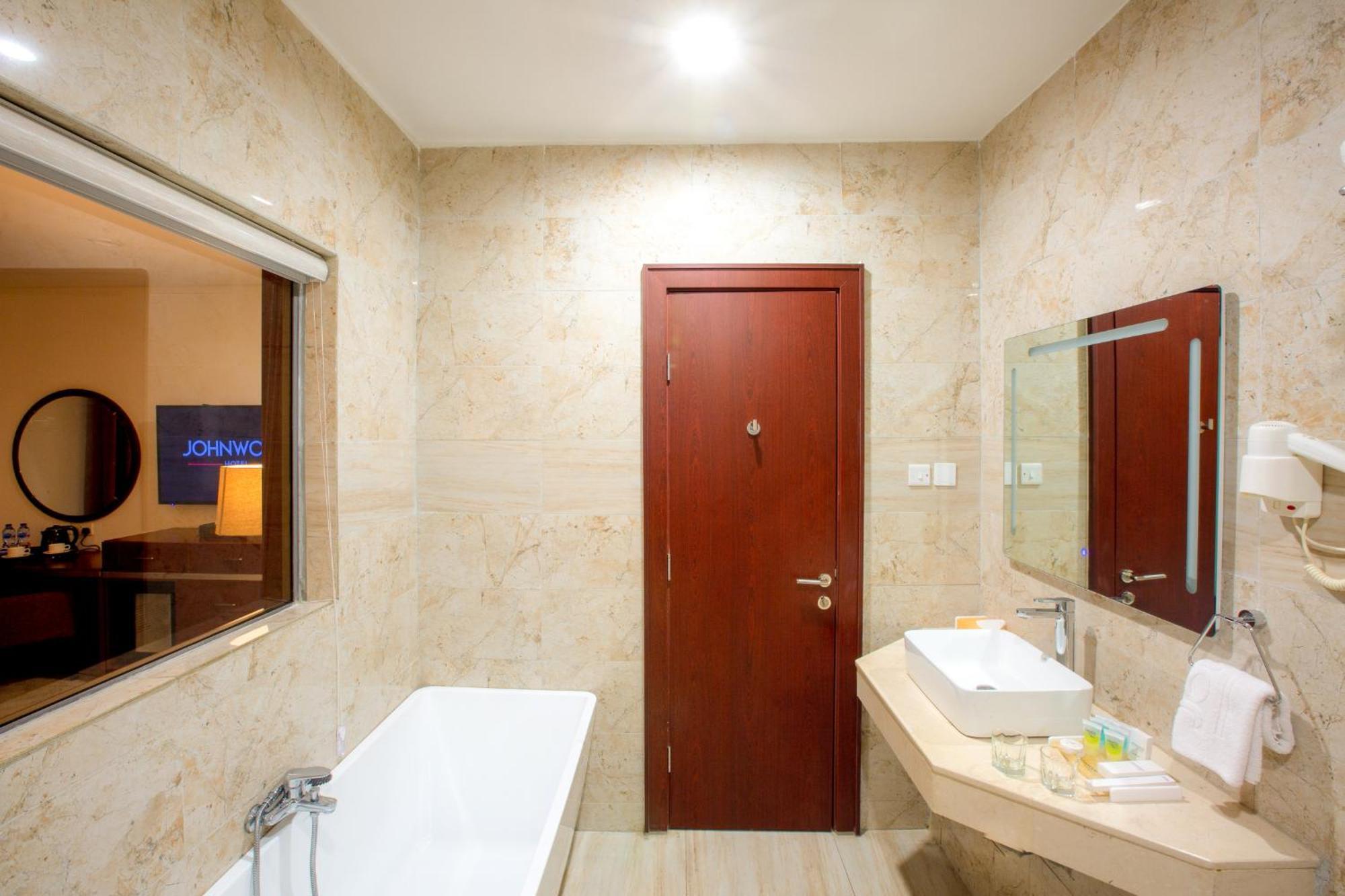 Johnwood Hotel By Bolton Abuja Ngoại thất bức ảnh